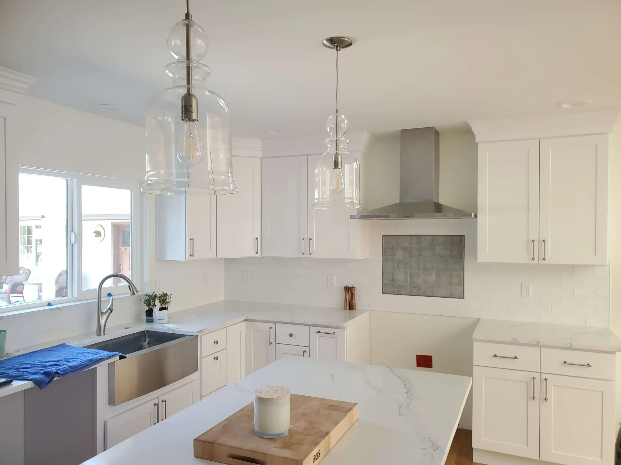 Modern Transitional Kitchen Remodel in Renton, WA by Total Quality Express - Bathroom & Kitchen Remodeling project photo